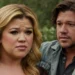 kelly clarkson ex husband sick