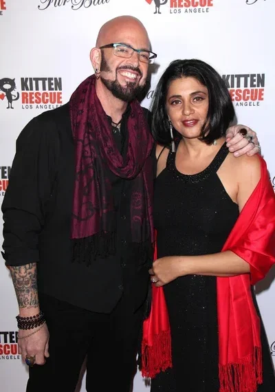 Who Is Jackson Galaxy's Wife